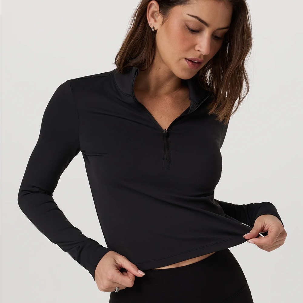 New without Tags Vuori Studio Half Zip Black Pullover Zipper Jacket